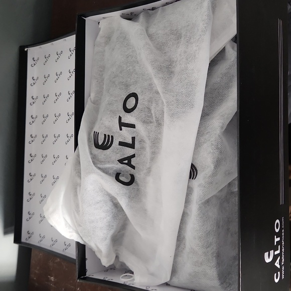 CALTO  Invisible Height Increasing Elevator Shoes - Suede Slip-on-2.9" taller - Picture 7 of 9